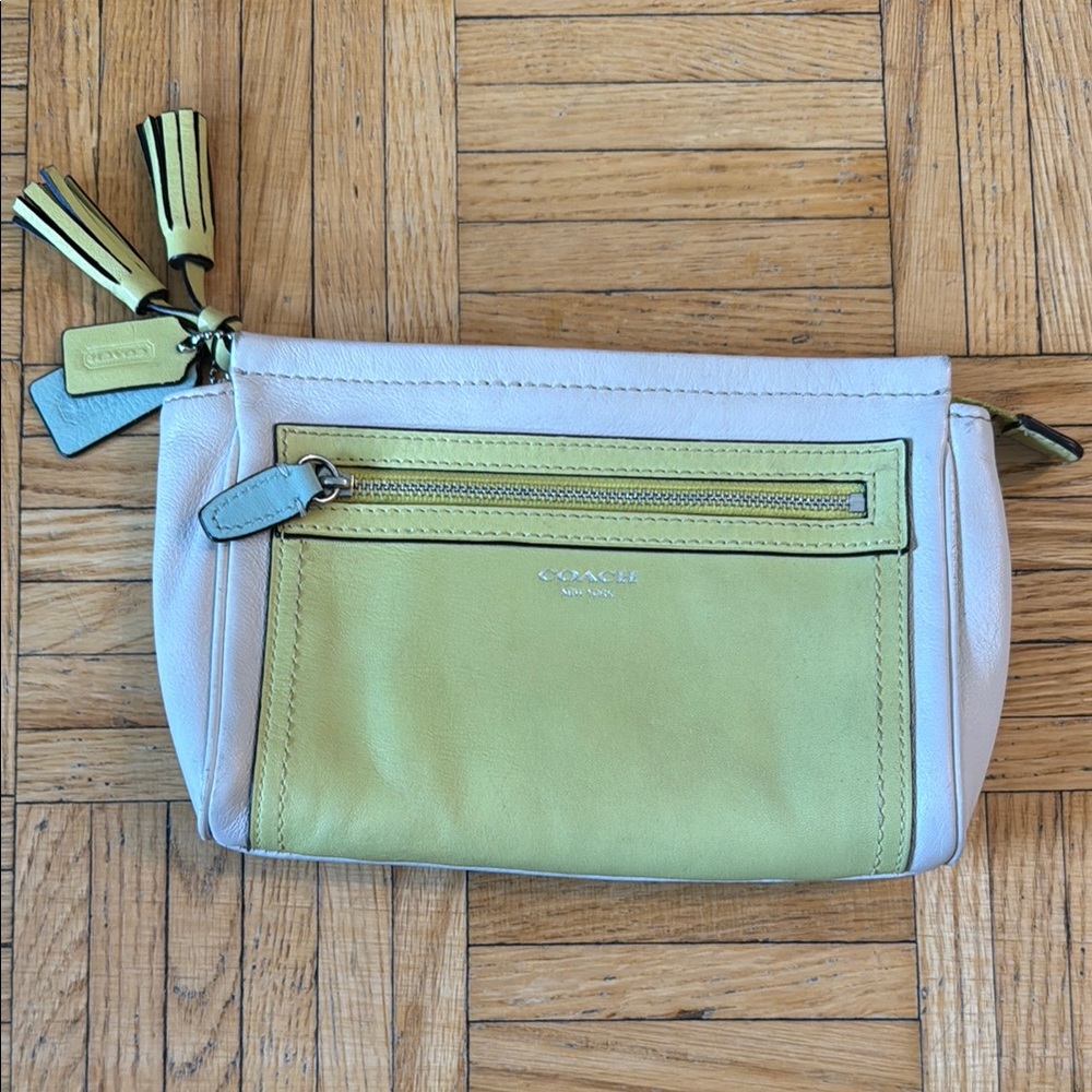 Coach Legacy Wristlet Ivory Yellow Dual Hangtags Front Pocket
